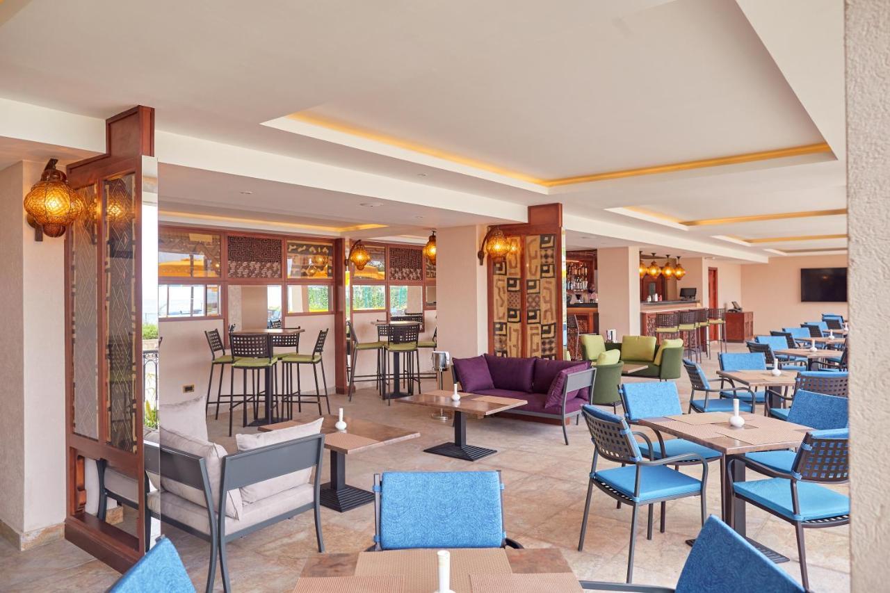Goma Serena Hotel エクステリア 写真